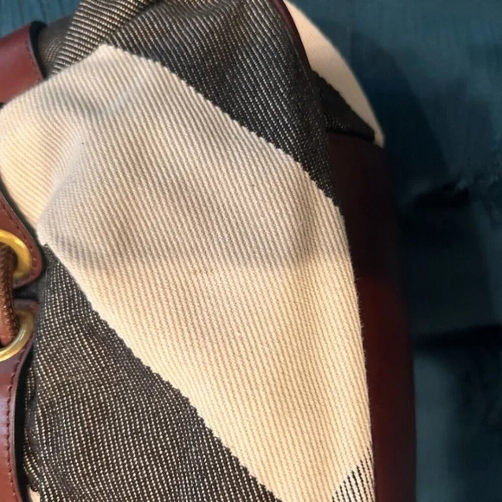 Vintage Burberry shoulder bag. - Picture 6 of 10